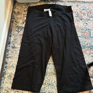 High-Waisted Wide Leg Cropped Leggings Size XXL